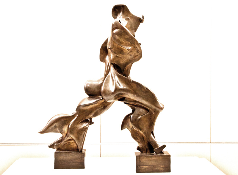 Forme uniche della continuità nello spazio (1913) Umberto Boccioni